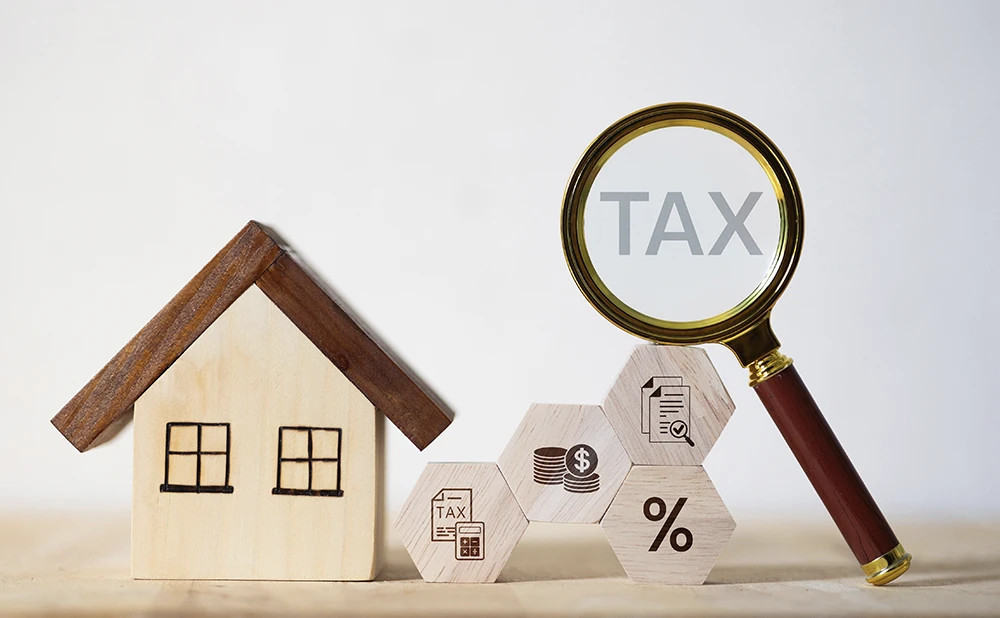 Homeowner Tax Deductions: What’s Still Allowed (2025-2026 Rules)