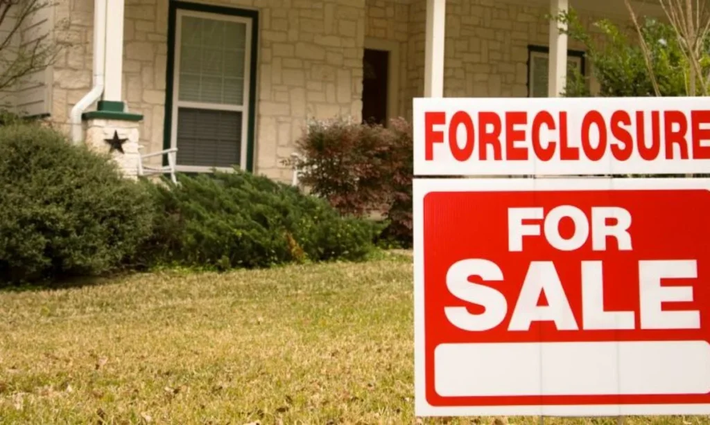 How to Buy a Foreclosure: Auction, REO, and Short Sale Risks